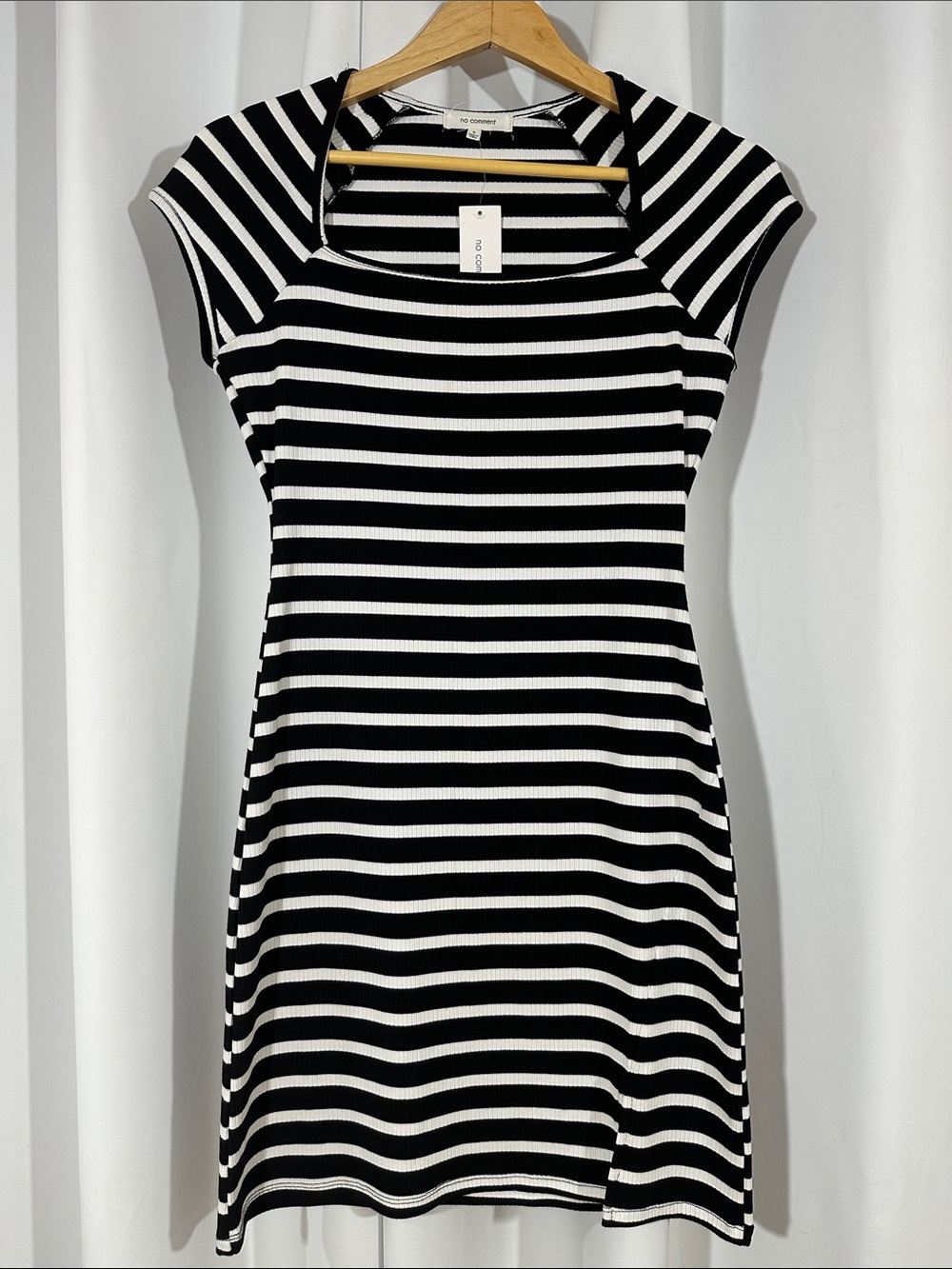NWT No Comment Black White Striped Bodycon Dress Size M Stretch Rib Knit
